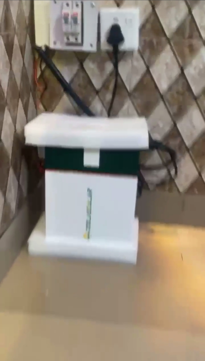 Solar generator